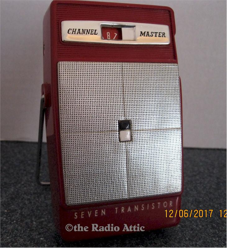 Channel Master 6516 AM Pocket Transistor (1959)