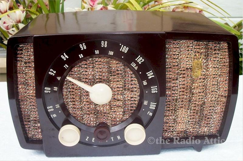 Zenith T723 AM-FM (1956)