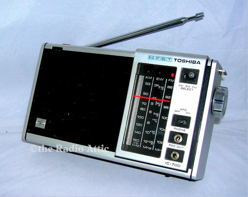 Toshiba IC-700 (1973)