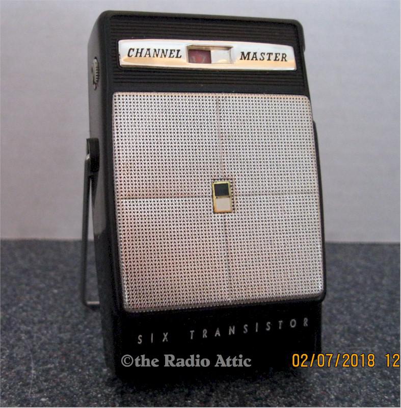Channel Master 6509 Pocket Transistor (1960)
