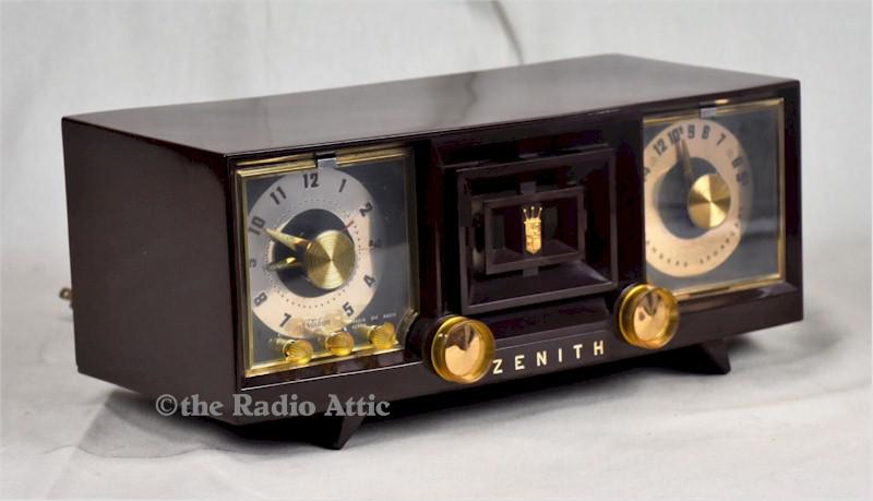 Zenith X519 Clock Radio (1955)