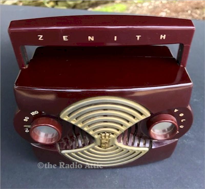 Zenith K-412-R "Owl Eyes" Portable (1953)