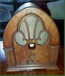 Philco 90 Cathedral