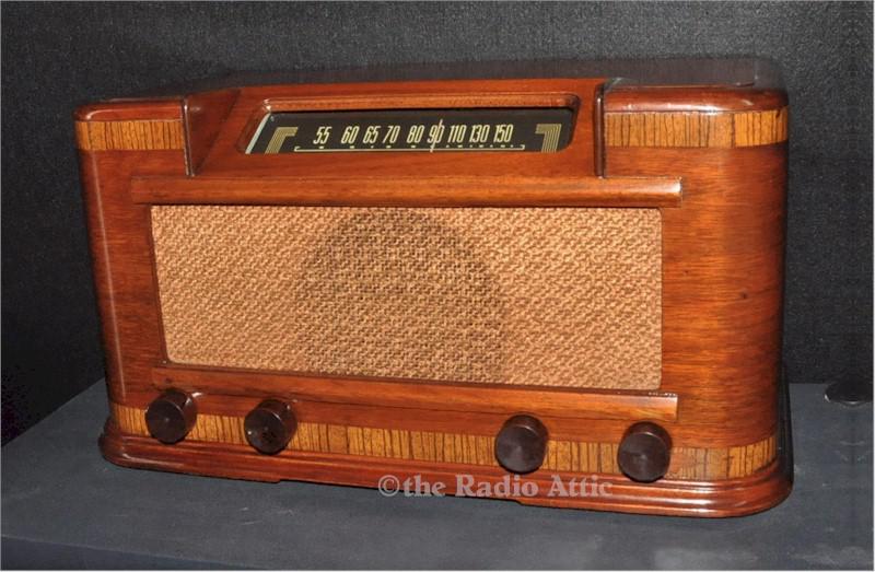 Echophone EC600 Farm Radio (1946)