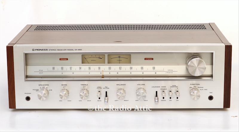 Pioneer SX-650 AM/FM Stereo Receiver (1976)