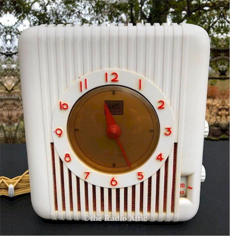 Jewel 505 "Pin-Up" Clock Radio (1947)