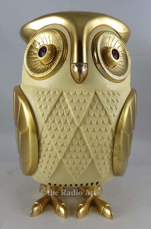 Owl Novelty Radio (1960s)