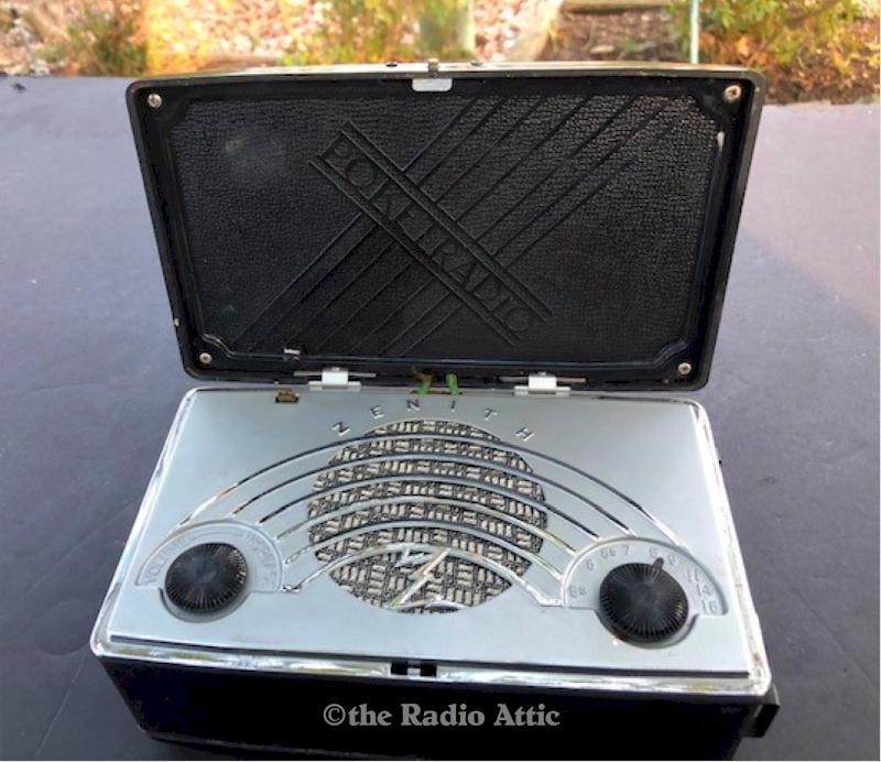 Zenith 4K600 "Pocket Radio" (1941)